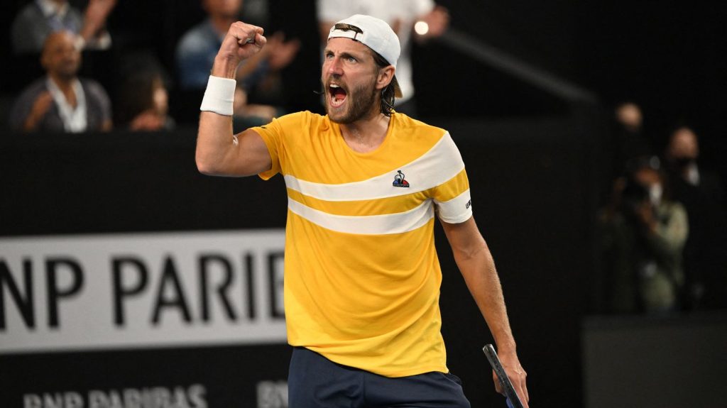 Indian Wells : Lucas Pouille, Clara Burel, Gaël Monfils... Nuit parfaite pour les Français, reçus 7/7 et qualifiés pour le deuxième tour
Les sept Français engagés dans la nuit de jeudi à vendredi qui ont pu terminer leur rencontre ont tous réussi leur entrée en lice dans le tournoi américain.
