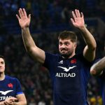 Six nations 2024 : encore malmené, le XV de France a puisé dans son mental d'acier pour partir l'esprit plus léger
Les Bleus sont allés chercher une victoire dans les dernières secondes face à l'Angleterre, samedi soir, à Lyon.