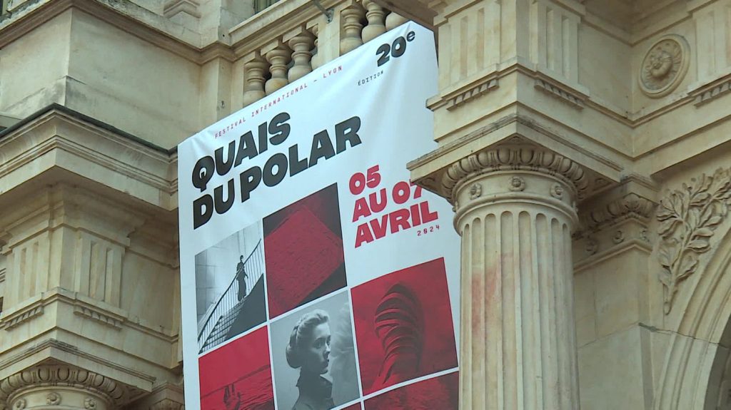 Le premier festival européen du roman noir, Quais du Polar, célèbre ses 20 ans à Lyon
135 auteurs font, ce week-end, le déplacement pour cette 20e édition. Parmi eux de grandes signatures comme la star américaine du polar John Grisham ou encore le Français Guillaume Musso.