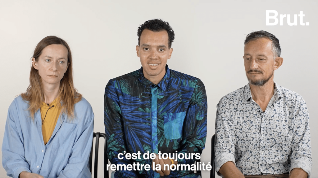 Vidéo
"Petit Pays" : Gaël Faye parle de l’adaptation de son livre en BD
Accompagné du dessinateur Sylvain Savoia et de la scénariste, Marzena Sowa, l’écrivain Gaël Faye parle de l’adaptation de son roman “Petit Pays” en bande dessinée.