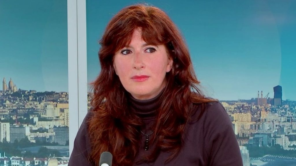 Affaire Gérard Depardieu : "Il sévit depuis de nombreuses années", affirme l’avocate de trois plaignantes contre l’acteur
Me Carine Durrieu-Diebolt, avocate de trois plaignantes contre Gérard Depardieu, qui sera jugé en octobre pour des faits présumés d'agressions sexuelles sur deux femmes lors d'un tournage en 2021, est l'invitée du 11/13 info, mardi 30 avril.