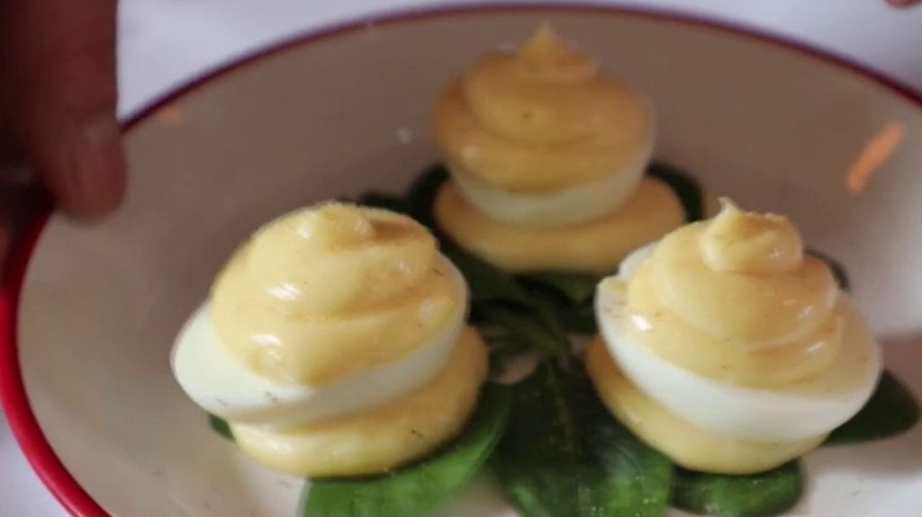 Gastronomie : le célèbre œuf mayo à l’honneur
Le concours de Bretagne de l’œuf mayo, cette entrée typique de la cuisine de bistrot, a été organisé durant le week-end du 27 et 28 avril dans les Côtes-d’Armor.