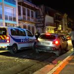 Reportage
"Ma mère va devoir venir me chercher" : entre soulagement et incompréhension, la première nuit sous couvre-feu à Pointe-à-Pitre
Le couvre-feu pour les mineurs est entré en vigueur dans la nuit du lundi 22 au mardi 23 avril en Guadeloupe. La mesure, destinée à lutter contre la délinquance juvénile, est prévue pour un mois renouvelable.