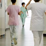 Cyberattaque à l'hôpital de Cannes : l'établissement fonctionne toujours en mode dégradé
L'hôpital précise que "l'Agence nationale de sécurité réalise un travail de fond" pour analyser cette attaque.