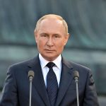 80 ans du Débarquement sans Poutine : "Emmanuel Macron a énormément durci ses positions face à la Russie", selon une spécialiste
Les organisateurs de la commémoration du 80e anniversaire du Débarquement de Normandie ont indiqué mardi que Vladimir Poutine ne sera pas invité, mais la Russie sera représentée.