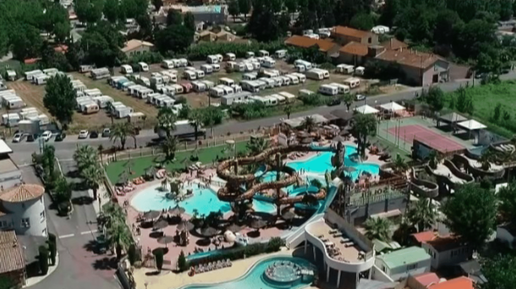 Hérault : coup d’envoi de la saison dans un camping de la Grande-Motte
Météo France prévoit du soleil et de la chaleur dans le sud de la France pour le week-end du 13 et 14 avril. Pour les campings, c’est l’occasion de commencer la saison et d’accueillir des clients plus tôt que prévu. Reportage dans l’Hérault.