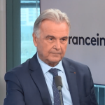 Échec des négociations entre patronat et syndicats sur l'assurance chomage : "C'est un rendez-vous manqué des partenaires sociaux", regrette l'U2P
Les partenaires sociaux n'ont pas trouvé d'accord, alors le gouvernement reprend la main et fixera lui-même de nouvelles règles d'indemnisation pour les demandeurs d'emploi. "C'était malheureusement ce qui pouvait être prévu", déplore Michel Picon, le président de l'U2P, l'Union des entreprises de proximité.