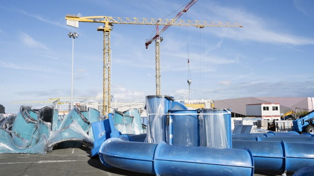 Une enquête ouverte après la mort d'un ouvrier sur un chantier du Futuroscope
L'homme est mort lundi des suites d'une chute sur le chantier d'une attraction.