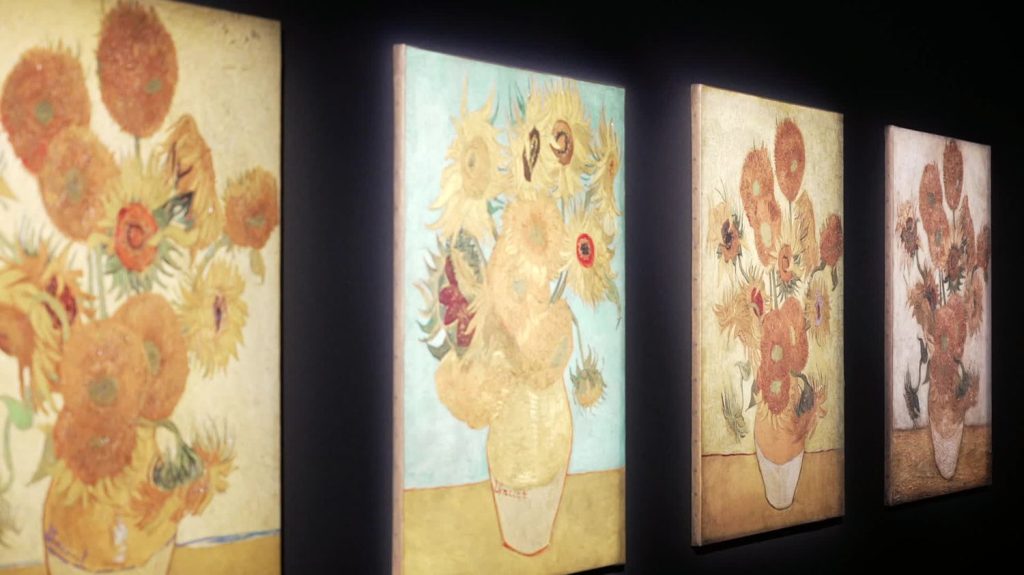 À Marseille, plongez dans l’univers de Vincent Van Gogh dans une exposition immersive
Succès international, l’exposition "Van Gogh, The Immersive Expérience" fait une halte dans la cité phocéenne. Show numérique à 360 degrés, les chefs-d’œuvre du maître de l’impressionnisme prennent vie devant les visiteurs.