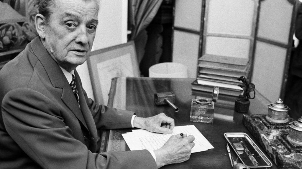Cinquantième anniversaire de la mort de Marcel Pagnol : hommages, festivités et une polémique à Marseille
Sortie de films rénovés et de BD, projets de biopic animé ou de comédie musicale, futur musée : les festivités pour le cinquantenaire de la mort de Marcel Pagnol vont débuter jeudi.