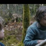 Cinéma : "Frères", l’histoire vraie d’une enfance passée en forêt
Michel et son frère Patrice, abandonnés petits par leurs parents, ont vécu pendant sept ans livrés à eux-mêmes dans une forêt. Leur histoire est racontée dans le film "Frères" qui sort en salle mercredi 24 avril.