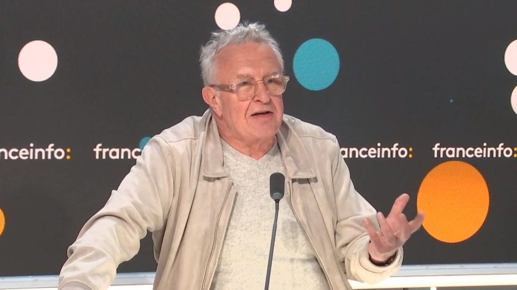 Festival de Cannes 2024 : "France TV va faire plus de délocalisations cette année avec un budget équivalent", confirme Michel Field
Michel Field, le directeur de la culture de France Télévisions, déclare que le groupe public enverra en mai les équipes de "C à vous", "C ce soir", "La grande librairie", "Télématin" et probablement "Quelle époque !" sur la Croisette.
