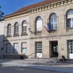 Dans les Vosges, un homme qui disait s'inspirer de "Cinquante Nuances de Grey" condamné à 13 ans de prison pour viols
L'avocat de l'accusé, qui a dix jours pour prendre sa décision, réfléchit à faire appel. Du côté des plaignantes, dont trois s'étaient constituées parties civiles, les avocats se disent "très satisfaits".