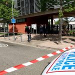 Deux fillettes agressées près d'une école à Souffelweyersheim, dans le Bas-Rhin, un suspect interpellé
Les deux petites filles "présentent des blessures physiques légères" et ont pu sortir de l'hôpital jeudi soir. Les enfants de l'école ont été confinés avant que leurs parents puissent les récupérer.