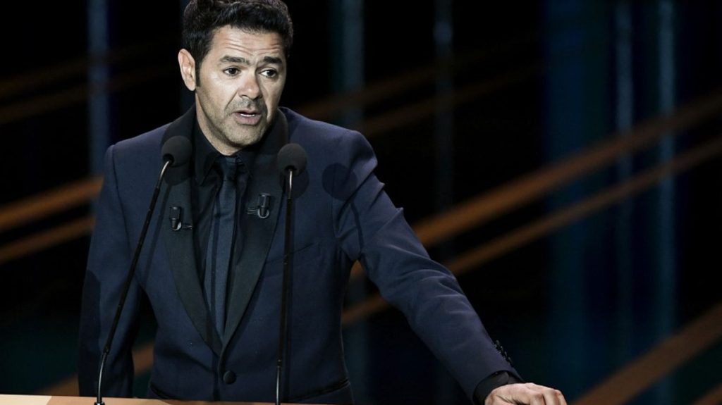 Canneséries : Jamel Debbouze veut faire redécoller la sitcom avec "Terminal", 25 ans après "H"
Les 12 épisodes de la série ont été tournés devant un public de 150 personnes dont on entend les rires à chaque réplique, dans la pure tradition des sitcoms.