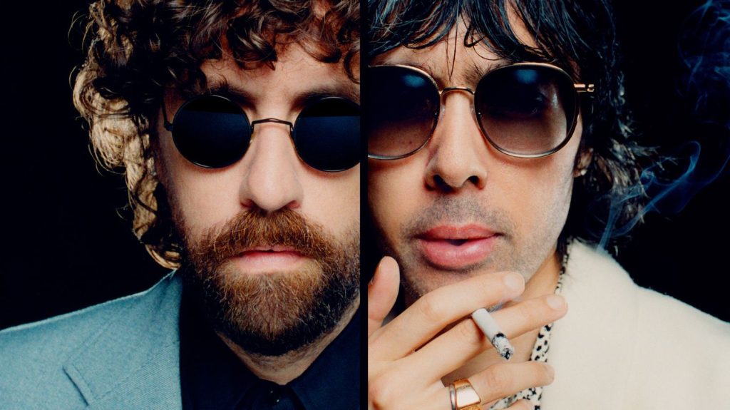 Le duo électronique Justice de retour avec "Hyperdrama", un grand huit musical aux climats variés
Avec cet album, qu'ils ont mis plus de trois ans à réaliser, Xavier de Rosnay et Gaspard Augé vont plus loin que jamais, mêlant intimement durant 50 minutes pop et expérimentations sonores. Du grand art.