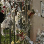 Mort de Shemseddine : une marche blanche organisée à Viry-Châtillon
Une marche blanche est organisée dans l'après-midi du vendredi 12 avril, à Viry-Châtillon, en Essonne, pour saluer la mémoire du jeune Shemseddine, qui a été rué de coups le 4 avril à proximité de son collège, et est décédé le lendemain.