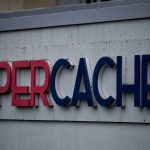 Une enquête ouverte après des appels menaçants adressés à deux magasins Hyper Cacher et à une synagogue situés en Ile-de-France
Ces menaces de mort interviennent en pleine fête de la Pâque juive qui prend fin mardi.
