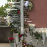 Meurtre de Matisse à Châteauroux : le suspect de 15 ans et sa mère vont être présentés devant un juge
Matisse, 15 ans, a été mortellement poignardé, samedi 27 avril, au cours d'une bagarre à Châteauroux, dans l'Indre. Le suspect, âgé de 15 ans, ainsi que sa mère vont être présentés devant un juge d’instruction du pôle criminel dans le cadre d’une ouverture d’information criminelle.