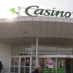 Casino : un plan social pour supprimer entre 1300 et 3300 postes
Jusqu'à plus de 3 200 postes pourraient être supprimés au sein du groupe Casino. Un millier d’emplois devraient être préservés au siège stéphanois.