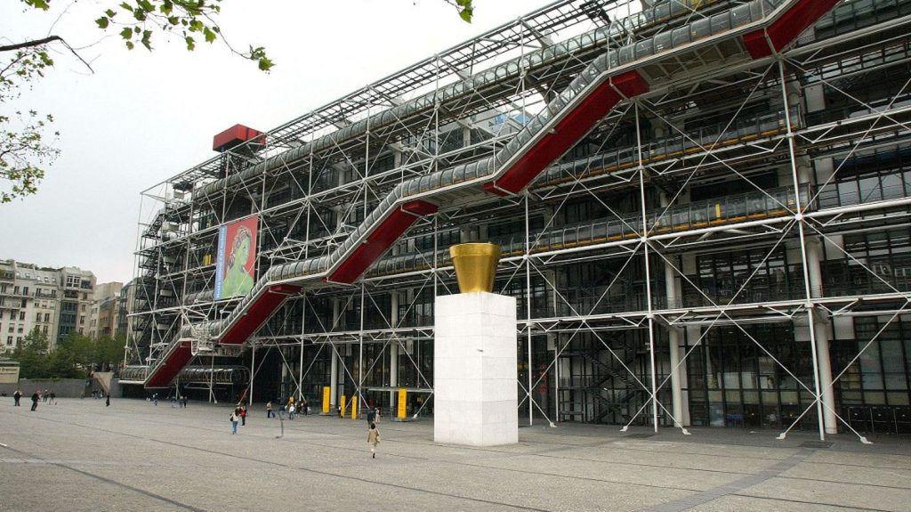 La Cour des comptes épingle sévèrement le Centre Pompidou dans un rapport
La Cour des comptes fustige dans son rapport un "projet de rénovation insuffisamment piloté et dont le financement n'est pas assuré".