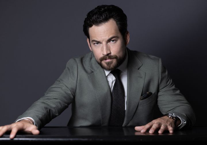 L'acteur Giacomo Gianniotti, interpréte du médecin Andrew DeLuca dans "Grey's Anatomy". (JOEL SAGET / AFP)