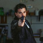 Festival du film policier de Reims : Rod Blackhurst se lance dans un thriller sanglant avec "Blood for Dust"
Le réalisateur américain déconstruit le rêve américain à coups de fusil à pompe et d’armes automatiques. "Blood for Dust", que nous avons découvert au festival Reims Polar, est une critique à peine déguisée d’une société inégalitaire, qui engendre ses propres monstres.