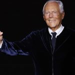 Giorgio Armani n'exclut plus une vente de son empire dans le cadre de sa succession
Ces vingt dernières années, plusieurs groupes italiens se sont fait racheter par le géant français du luxe LVMH, comme Fendi, Bulgari et Loro Piana. Son rival Kering s'est emparé de Gucci et détient une part de 30% dans Valentino avec une option permettant de monter à 100%.