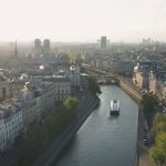 Santé : le syndrome de Paris, mythe ou réalité ?
Très répandu sur les réseaux sociaux, cette pathologie, souvent associée aux populations asiatiques, et qui traduirait un choc entre l'idéalisation faite par les touristes et la réalité de la capitale, serait en réalité très peu fondée.