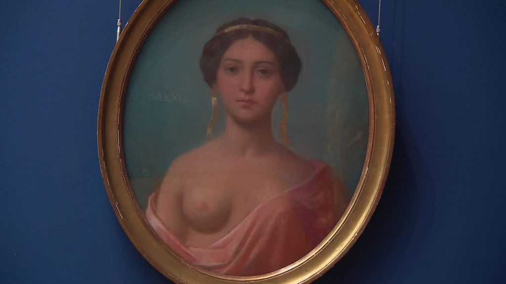 Un tableau volé par les nazis à une propriétaire juive est exposé au musée Massey, à Tarbes, avant d'être restitué à la famille héritière
Un portrait appartenant à une femme juive, spoliée par les nazis pendant la Seconde Guerre mondiale, va bientôt rejoindre l'appartement de la famille de ces descendants. Mais en attendant d'être rendue, l'œuvre est exposée au musée Massey, à Tarbes, jusqu'au 26 mai.