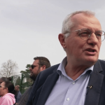 Mort d’un collégien à Viry-Châtillon : le maire ne comprend pas toute cette violence
Après la mort d’un collégien de 15 ans à Viry-Châtillon (Essonne), le maire de la ville est désemparé et s’interroge sur cette escalade de violence.