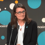 "Il faut protéger les enfants" : la commandante de police Véronique Béchu alerte sur les dangers d’internet
Tous les jours, une personnalité s'invite dans le monde d'Élodie Suigo. Lundi 13 mai 2024 : la commandante de police et cheffe du pôle Stratégie de l'Office mineur (OFMIN), Véronique Béchu. Elle vient de publier "Derrière l'écran" aux éditions Stock.