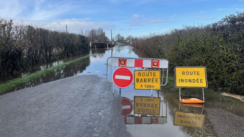 Orages : des caves inondées et des routes coupées en Normandie
Le Calvados est désormais en vigilance orange pour "crues".