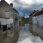 Météo : placé en alerte orange, l'Yonne redoute de nouveaux orages
Météo France a placé 14 départements en alerte orange orages. De la pluie, des rafales de vent et de la grêle sont notamment attendus dans l'Yonne, qui redoute de nouvelles intempéries.