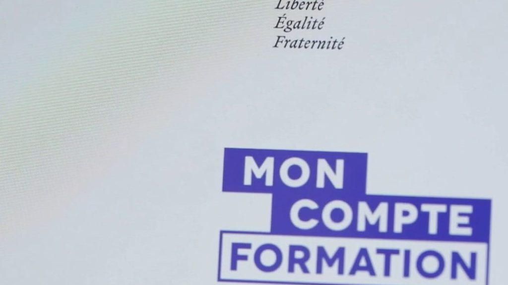 Compte personnel de formation : un reste à charge de 100 euros demandé à partir du 2 mai
Jusqu'ici gratuit, il faudra désormais débourser 100 euros pour profiter de son compte personnel de formation à partir du 2 mai.