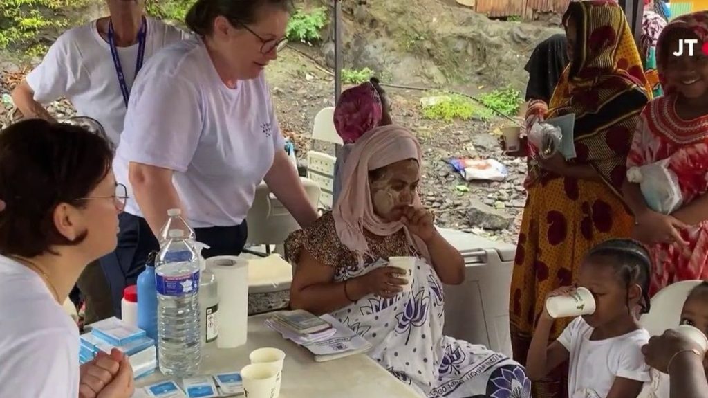 Santé : le choléra, une maladie de la pauvreté
Une petite fille de trois ans est morte mercredi 8 mai du choléra à Mayotte. En visite sur place, Frédéric Valletoux, le ministre de la Santé, s’est voulu rassurant quant à la réponse des autorités.