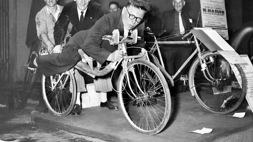 Expliquez-nous le concours Lépine
Le concours Lépine, qui récompense les meilleures inventions françaises et étrangères, se tient jusqu'au 12 mai pendant la Foire de Paris au parc des expositions de la capitale, Paris Expo. Retour sur ce concours qui existe depuis le début du XXe siècle.