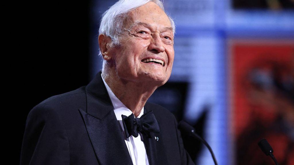 Le réalisateur et producteur américain Roger Corman, maître de la série B, est mort à 98 ans
On attribue au réalisateur la découverte de certains grands noms du cinéma tels que Martin Scorsese, Robert De Niro et Francis Ford Coppola.