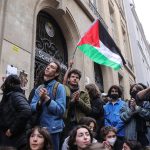 CHRONIQUE. Sciences Po, décryptage d'une désinformation
Clément Viktorovitch revient chaque semaine sur les débats et les enjeux politiques. Dimanche 5 mai : les événements qui se sont déroulés à Sciences Po, et qui ont fait débat tout au long de la semaine.