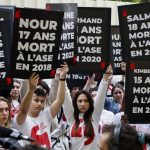 Aide sociale à l'enfance : pourquoi les députés lancent une enquête sur les "manquements" du dispositif actuel
Une série d'auditions doit débuter, mardi, en commençant par le témoignage d'anciens enfants placés, qui réclament de longue date une réforme de ce secteur à bout de souffle.