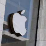 Apple : pourquoi une première grève dans un magasin américain pourrait nuire à l'image du géant de la tech
Les employés syndiqués d'un Apple Store du Maryland ont voté samedi en faveur d'une possible grève, qui serait la première dans une enseigne du groupe technologique aux Etats-Unis.