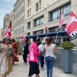 Reportage
"Ils ne nous respectent pas" : à Marseille, des femmes de ménage d'un hôtel quatre étoiles se mettent en grève à l'approche des JO
Ces femmes, employées en sous-traitance par le Radisson Blu, réclament une prime estivale et de meilleures conditions de travail.