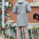 Meurtre de Matisse : la famille de l'adolescent poignardé à mort annonce une cérémonie en deux temps pour lui rendre hommage
Une cérémonie est prévue mardi au stade Gaston-Petit de Châteauroux . Le samedi 4, les personnes qui le souhaitent pourront se recueillir à l'espace funéraire où repose Matisse.