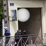 Haute-Saône : dans le centre-ville d'Héricourt, un homme tire à la kalachnikov
Un homme muni d'une kalachnikov a ouvert le feu dans le centre-ville d'Héricourt samedi 25 mai. Aucune personne n'a été blessée et le suspect a été interpellé chez ses parents.