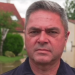 Inondations en Moselle : "5 000 appels" au 18 et "plus de 1 700 interventions" réalisées, selon le bilan du directeur départemental adjoint du SDIS
Le département de la Moselle est toujours en vigilance rouge, samedi 18 mai, après d’importantes inondations. Le point à la mi-journée avec le commandant Jérôme Boulanger, directeur départemental adjoint du SDIS de Moselle.