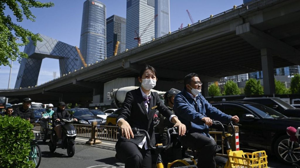 Entreprises : la Chine attire de moins en moins les investisseurs européens
Pendant que la France séduit les investisseurs étrangers, la Chine voit s’éloigner les entreprises européennes. Les perspectives d’investissements européens dans l’Empire du milieu sont au plus bas.