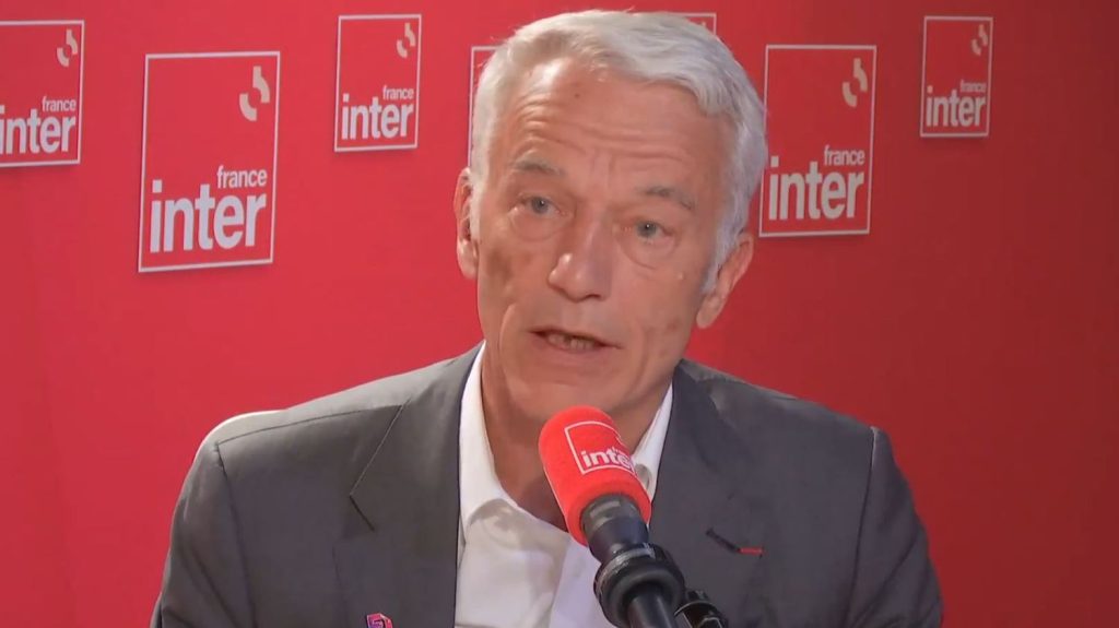 Nouvelle-Calédonie : le Medef demande qu'"on remette en place des dispositifs de chômage partiel" pour les entreprises touchées
Le patron du Medef appelle aussi à ne pas se "désintéresser du nickel" pour des question d'"autonomie et de prospérité" de l'archipel.