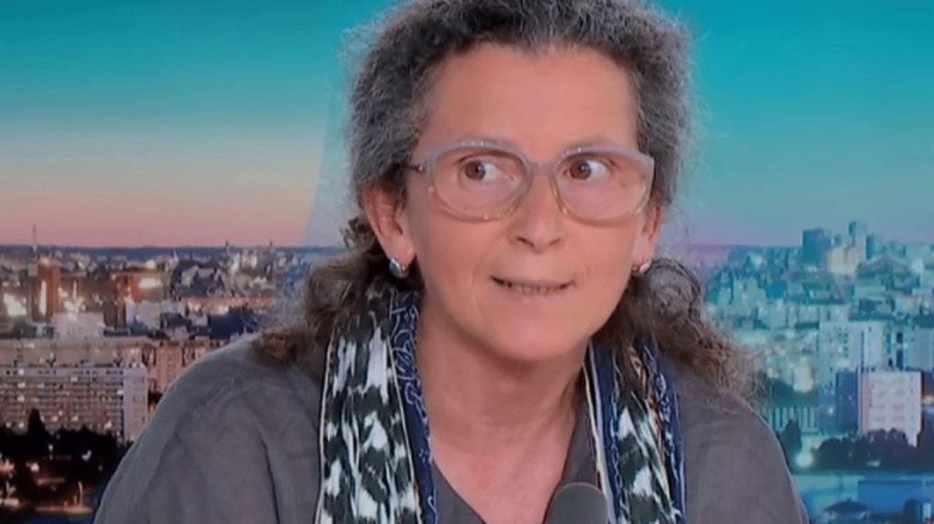 Nouvelle-Calédonie : "Les choses se sont dégradées de façon définitive au lendemain du 3e référendum", estime une professeure de sociologie
Nacira Guénif-Souilamas, professeure de sociologie et d'anthropologie à l'Université Paris 8, est sur le plateau du 19/20 info, jeudi 16 mai, pour apporter son éclairage sur la situation explosive en Nouvelle-Calédonie.