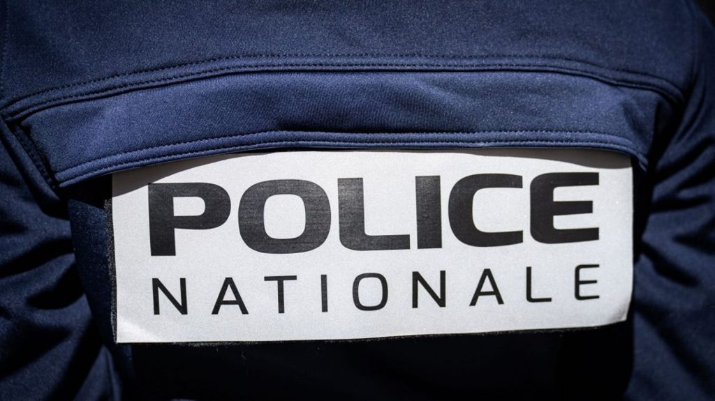 Enfant de 4 ans retrouvé mort en Seine-Saint-Denis : les deux parents mis en examen pour meurtre
"Des traces de maltraitances ont été découvertes sur tout son corps", avait précisé une source policière à France Télévisions mardi