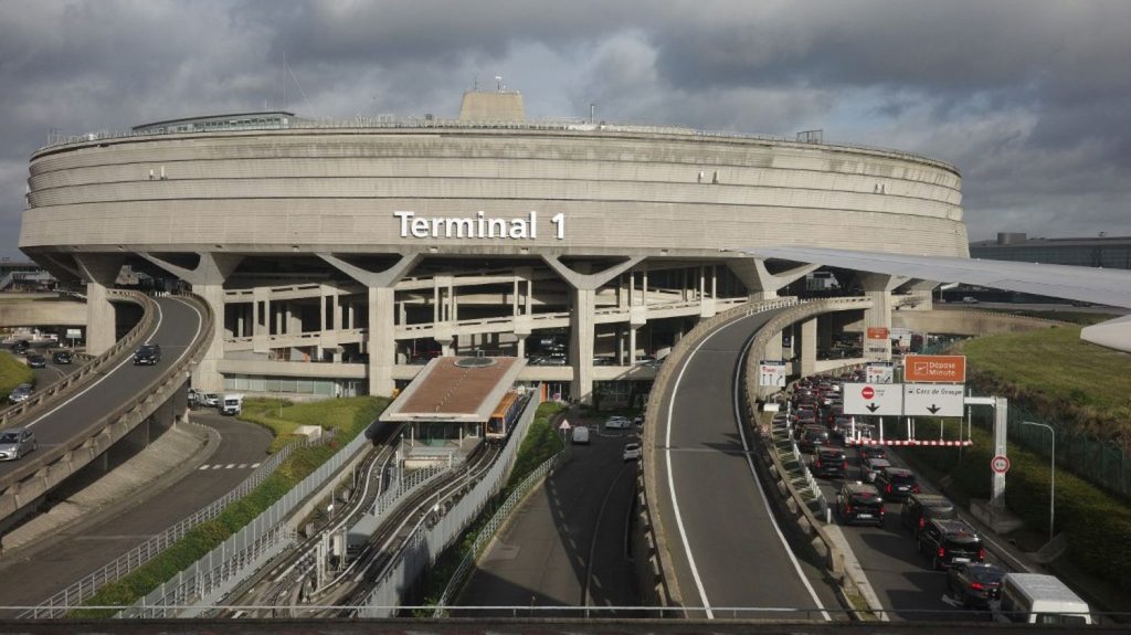 Une quarantaine de vols déroutés mercredi soir à Orly et Roissy à cause des orages
La situation est normale jeudi matin dans les aéroports parisiens et les programmes de vols se déroulent comme prévu, selon ADP.